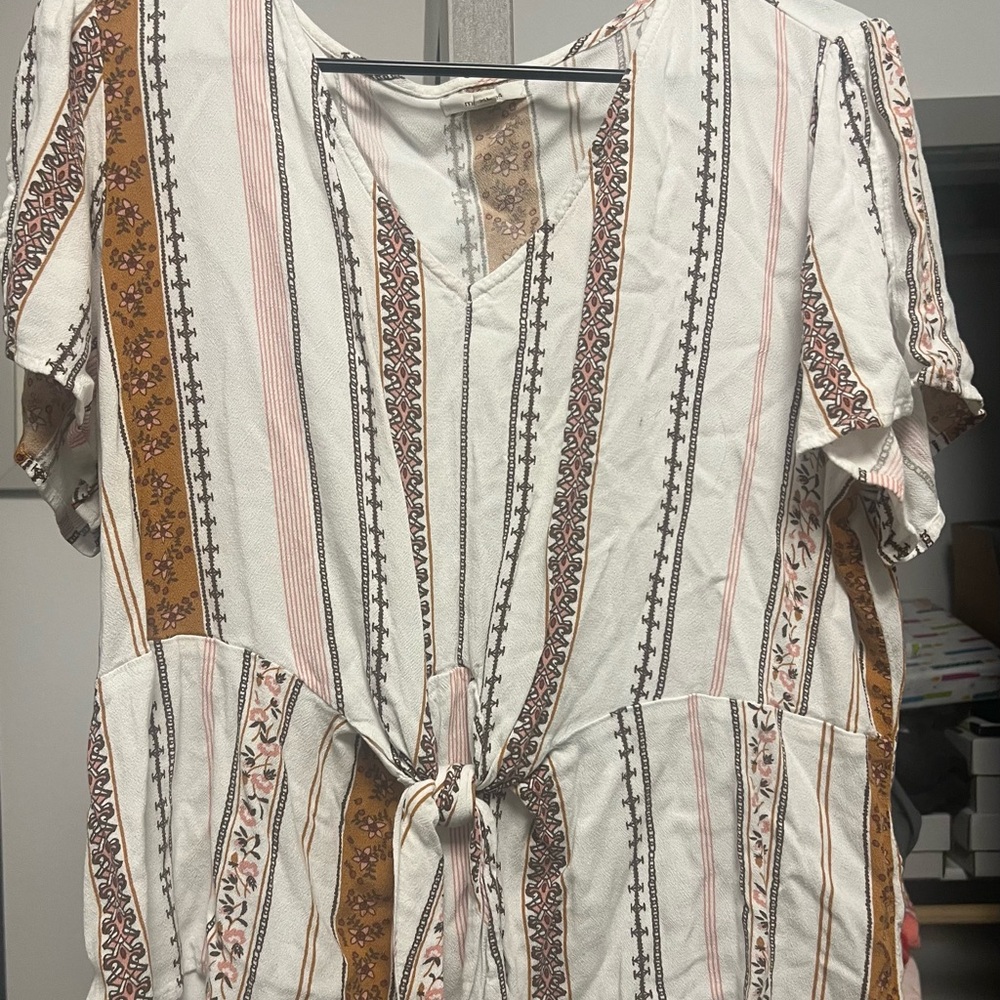 Maurices Cream Short Sleeve Tie Front Blouse
